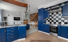 Tjiraso Apartment